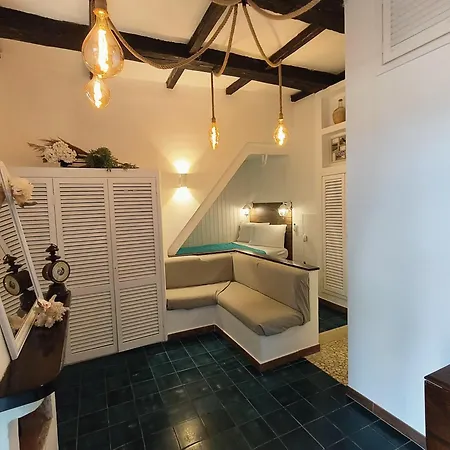 Tiny Circe House - Turistico Apartment *